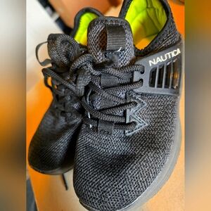 Boys Size 11 Nautica Black and Gray Mesh Sneakers for Sporty Style